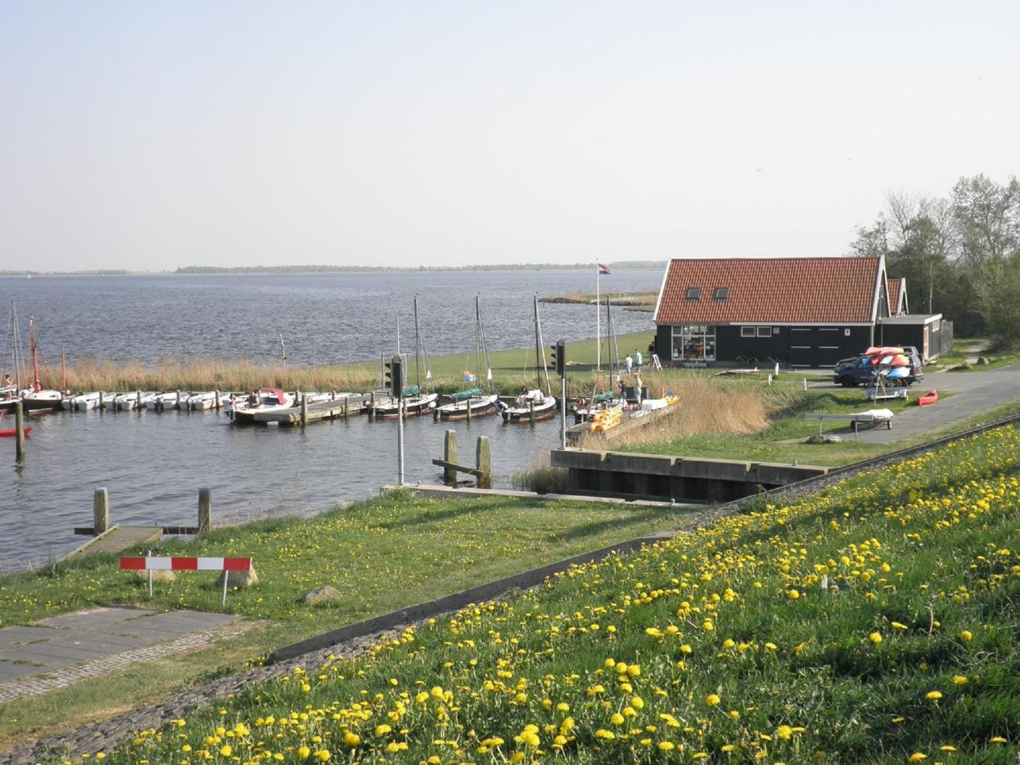 Leonie 6 Pers Holiday Home With A Large Garden Close To The Lauwersmeer Anjum Eksteriør bilde